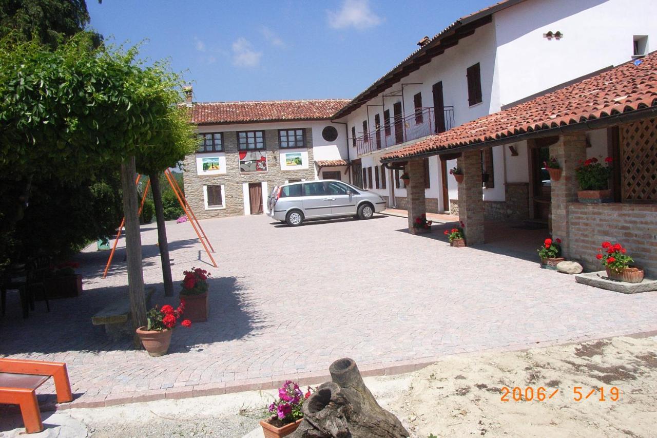 Agriturismo Rupestr Canelli Exteriér fotografie