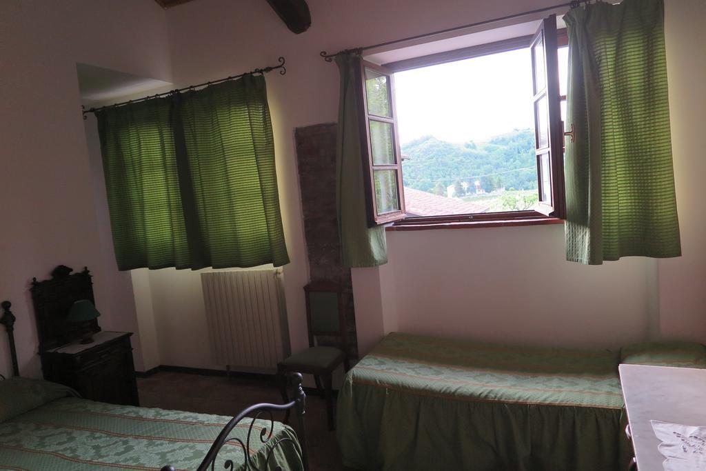 Agriturismo Rupestr Canelli Pokoj fotografie