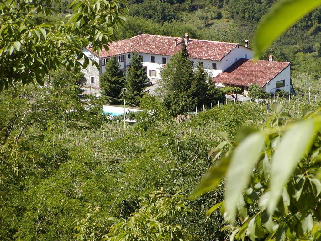 Agriturismo Rupestr Canelli Exteriér fotografie